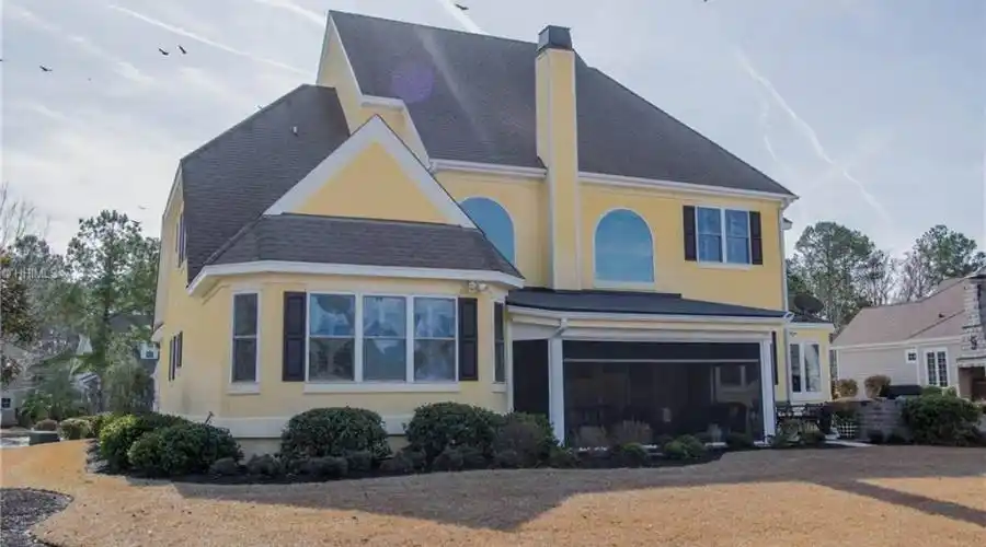22 Farnsleigh Avenue,Bluffton,South Carolina 29910,United States,5 Bedrooms Bedrooms,5 Rooms Rooms,3 BathroomsBathrooms,Residential,Farnsleigh Avenue,191005