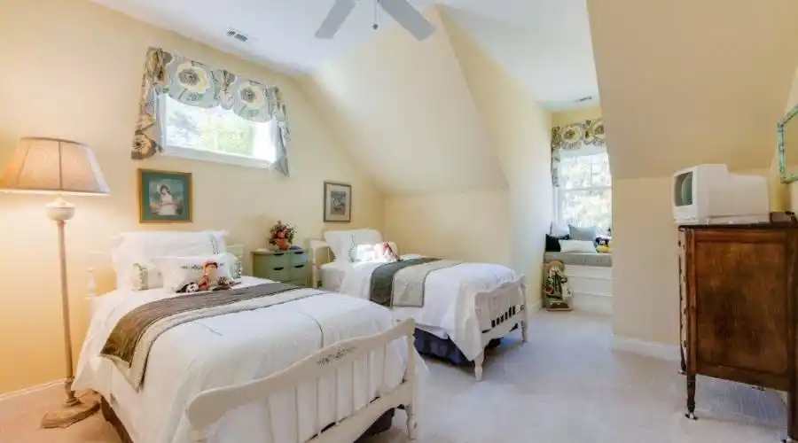 1 Wrenford Court,Bluffton,South Carolina 29910,United States,5 Bedrooms Bedrooms,5 Rooms Rooms,4 BathroomsBathrooms,Residential,Wrenford Court,191013