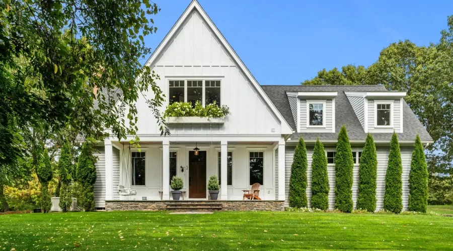 2 Riverview Hill, Essex, Massachusetts, 01929, United States, 3 Bedrooms Bedrooms, 7 Rooms Rooms,2 BathroomsBathrooms,Residential,For Sale,Riverview ,1953031