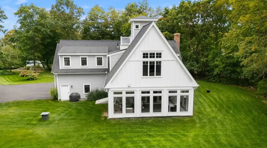 2 Riverview Hill, Essex, Massachusetts, 01929, United States, 3 Bedrooms Bedrooms, 7 Rooms Rooms,2 BathroomsBathrooms,Residential,For Sale,Riverview ,1953031