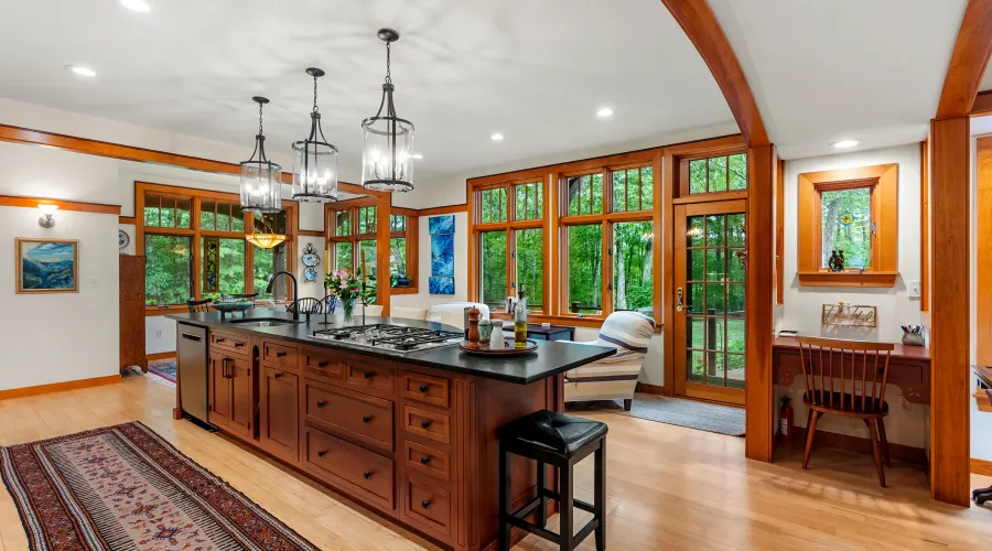 11 Oakwood Knoll, Ipswich, Massachusetts, 01938, United States, 4 Bedrooms Bedrooms, 8 Rooms Rooms,5 BathroomsBathrooms,Residential,For Sale,The Light House ,Oakwood ,1953033