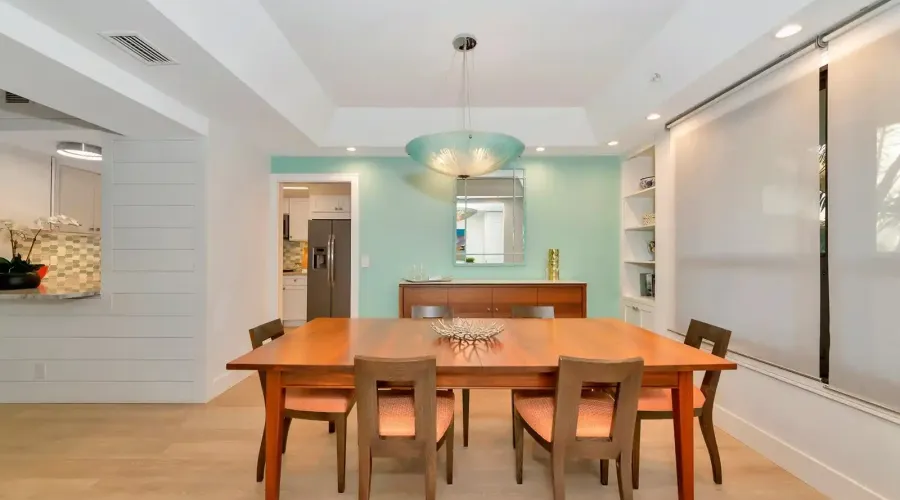 1255 N Gulfstream Ave, Sarasota, Florida, 34326, United States, 2 Bedrooms Bedrooms, 5 Rooms Rooms,2 BathroomsBathrooms,Condo,For Sale,Bay Plaza,Gulfstream,2,1953286