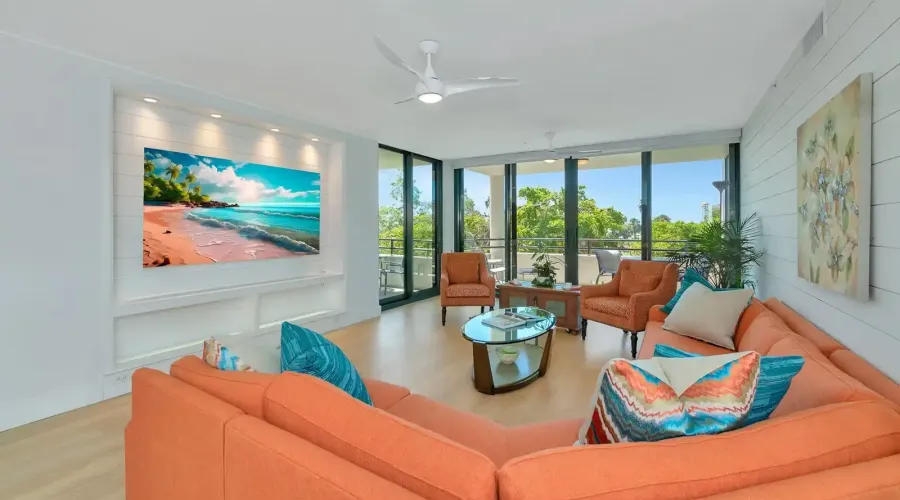 1255 N Gulfstream Ave, Sarasota, Florida, 34326, United States, 2 Bedrooms Bedrooms, 5 Rooms Rooms,2 BathroomsBathrooms,Condo,For Sale,Bay Plaza,Gulfstream,2,1953286