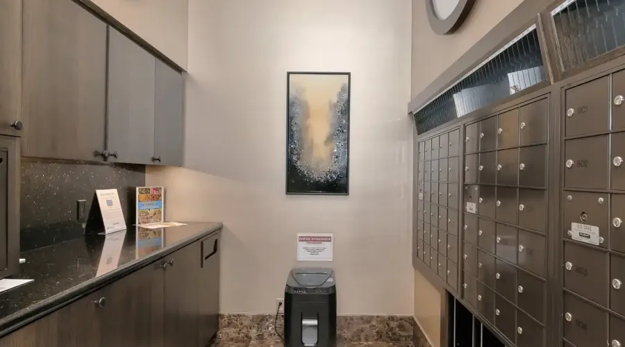 1255 N Gulfstream Ave, Sarasota, Florida, 34326, United States, 2 Bedrooms Bedrooms, 5 Rooms Rooms,2 BathroomsBathrooms,Condo,For Sale,Bay Plaza,Gulfstream,2,1953286