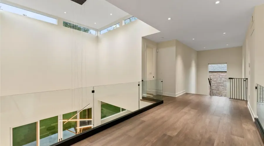 2075 Shawanaga Trail, Mississauga, Ontario, L5H 3Z3, Canada, 4 Bedrooms Bedrooms, ,6 BathroomsBathrooms,Residential,For Sale,1954444