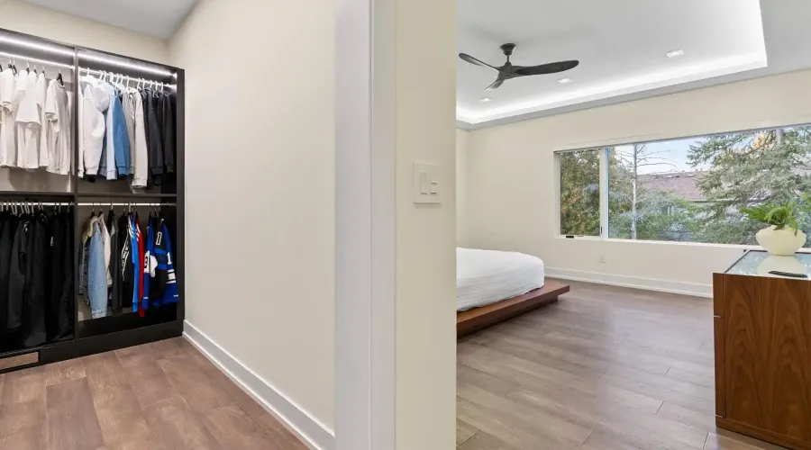 2075 Shawanaga Trail, Mississauga, Ontario, L5H 3Z3, Canada, 4 Bedrooms Bedrooms, ,6 BathroomsBathrooms,Residential,For Sale,1954444