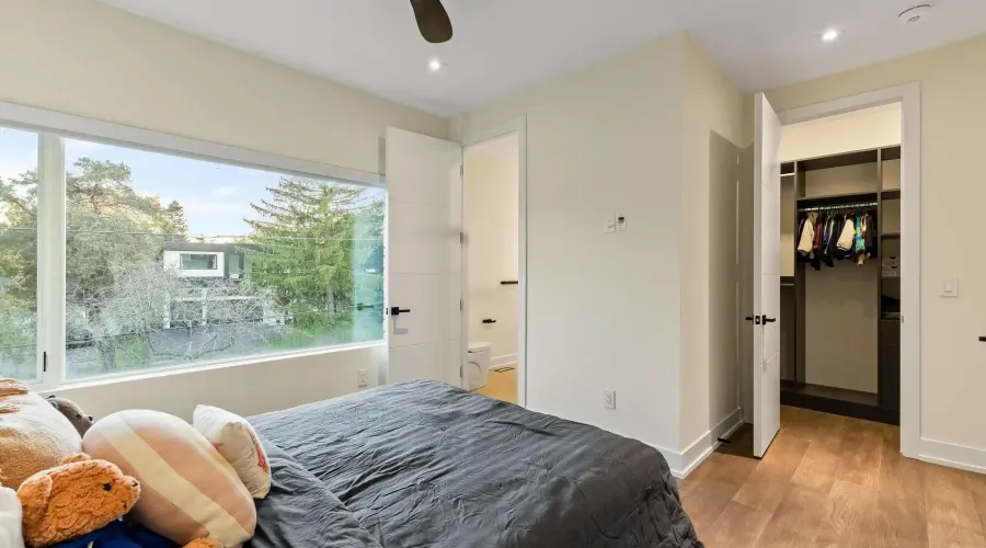 2075 Shawanaga Trail, Mississauga, Ontario, L5H 3Z3, Canada, 4 Bedrooms Bedrooms, ,6 BathroomsBathrooms,Residential,For Sale,1954444