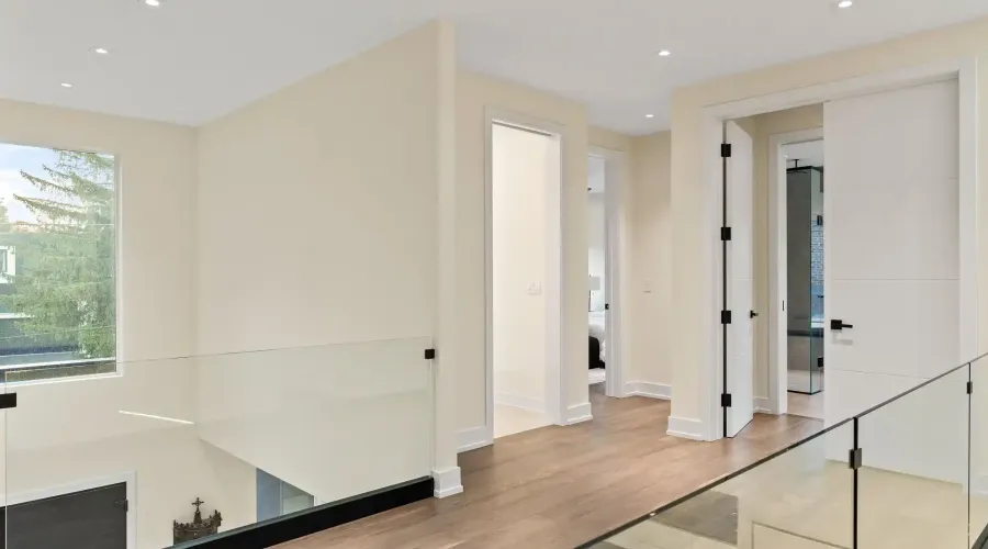 2075 Shawanaga Trail, Mississauga, Ontario, L5H 3Z3, Canada, 4 Bedrooms Bedrooms, ,6 BathroomsBathrooms,Residential,For Sale,1954444