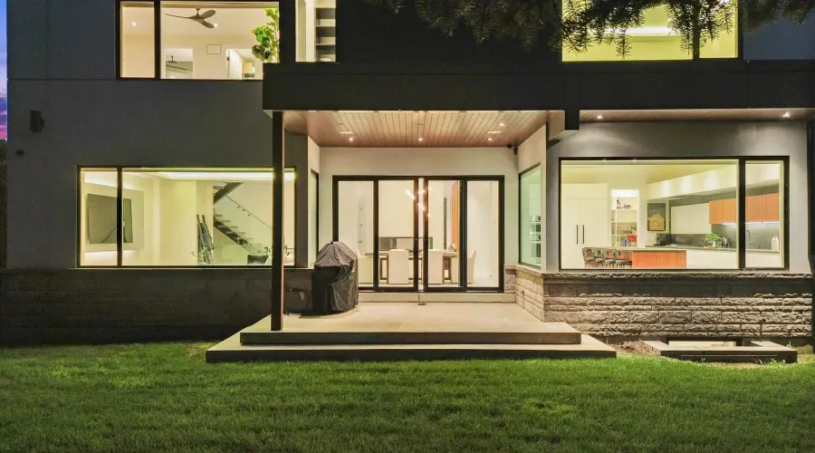 2075 Shawanaga Trail, Mississauga, Ontario, L5H 3Z3, Canada, 4 Bedrooms Bedrooms, ,6 BathroomsBathrooms,Residential,For Sale,1954444