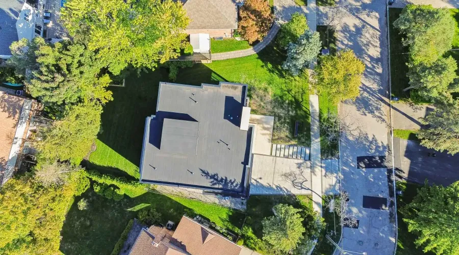 2075 Shawanaga Trail, Mississauga, Ontario, L5H 3Z3, Canada, 4 Bedrooms Bedrooms, ,6 BathroomsBathrooms,Residential,For Sale,1954444