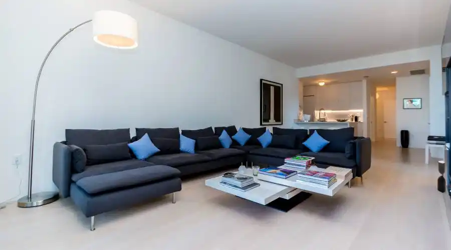 801 Pointe,Miami Beach,Florida 33139,United States,3 Bedrooms Bedrooms,2 Rooms Rooms,1 BathroomBathrooms,Residential,Marea,Pointe,3,191956