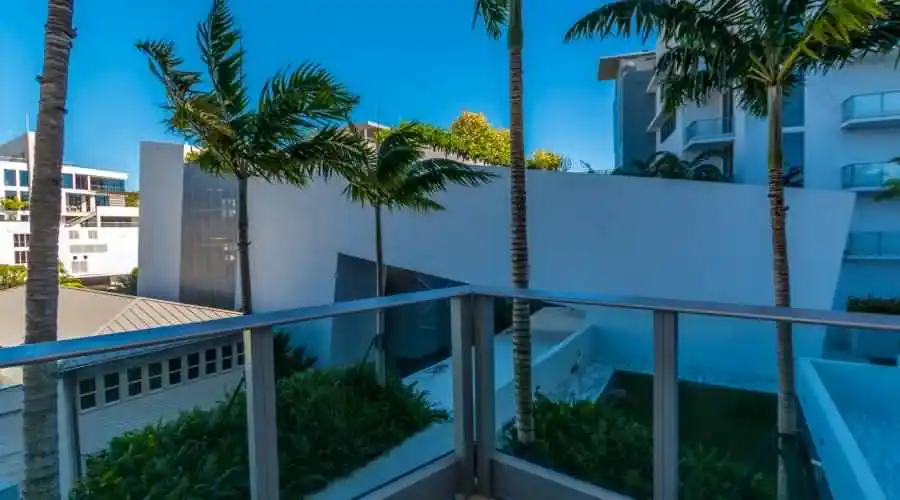 801 Pointe,Miami Beach,Florida 33139,United States,3 Bedrooms Bedrooms,2 Rooms Rooms,1 BathroomBathrooms,Residential,Marea,Pointe,3,191956