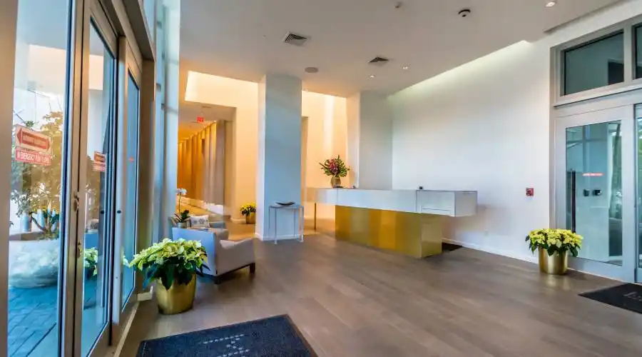 801 Pointe,Miami Beach,Florida 33139,United States,3 Bedrooms Bedrooms,2 Rooms Rooms,1 BathroomBathrooms,Residential,Marea,Pointe,3,191956