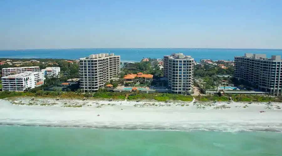 1241 of Mexico Drive #906,Longboat Key,Florida 34228,United States,2 Bedrooms Bedrooms,4 Rooms Rooms,3 BathroomsBathrooms,Residential,Water Club,of Mexico Drive #906,9,192046