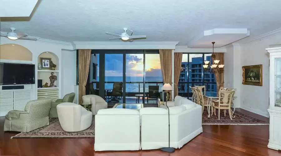 1241 of Mexico Drive #906,Longboat Key,Florida 34228,United States,2 Bedrooms Bedrooms,4 Rooms Rooms,3 BathroomsBathrooms,Residential,Water Club,of Mexico Drive #906,9,192046