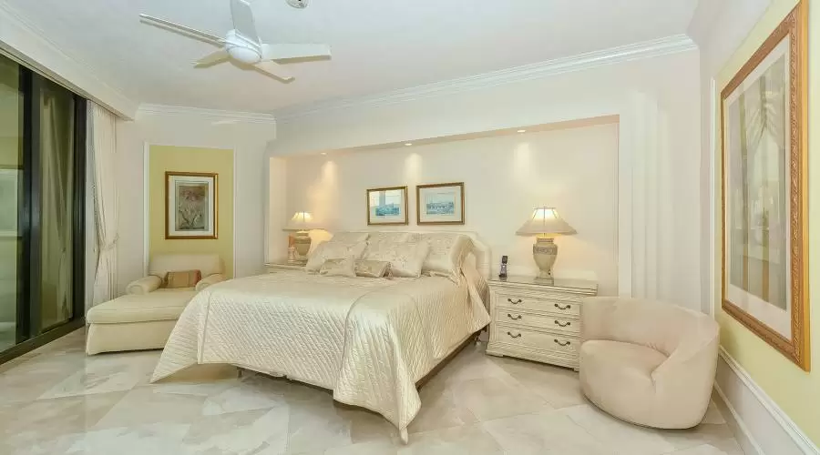 1241 of Mexico Drive #906,Longboat Key,Florida 34228,United States,2 Bedrooms Bedrooms,4 Rooms Rooms,3 BathroomsBathrooms,Residential,Water Club,of Mexico Drive #906,9,192046