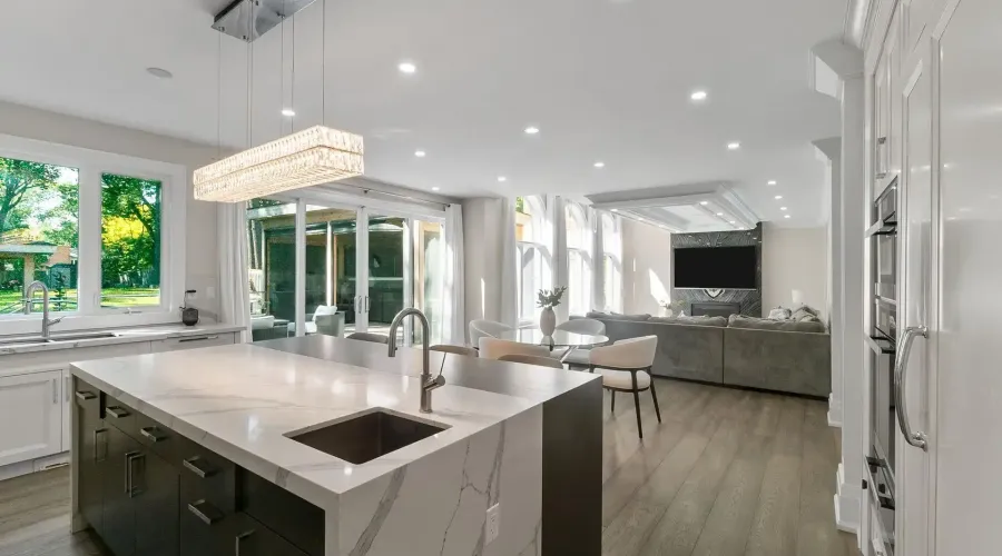 1160 Birchview Drive, Mississauga, Ontario, L5H 3C8, Canada, 5 Bedrooms Bedrooms, ,7 BathroomsBathrooms,Residential,For Sale,1963432