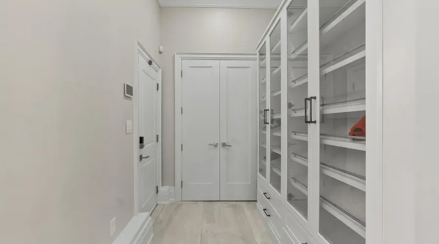 1160 Birchview Drive, Mississauga, Ontario, L5H 3C8, Canada, 5 Bedrooms Bedrooms, ,7 BathroomsBathrooms,Residential,For Sale,1963432