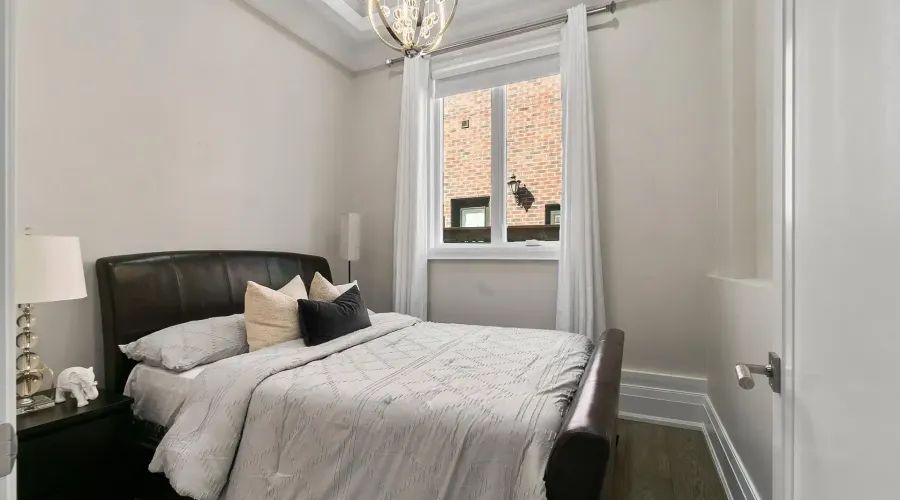 1160 Birchview Drive, Mississauga, Ontario, L5H 3C8, Canada, 5 Bedrooms Bedrooms, ,7 BathroomsBathrooms,Residential,For Sale,1963432