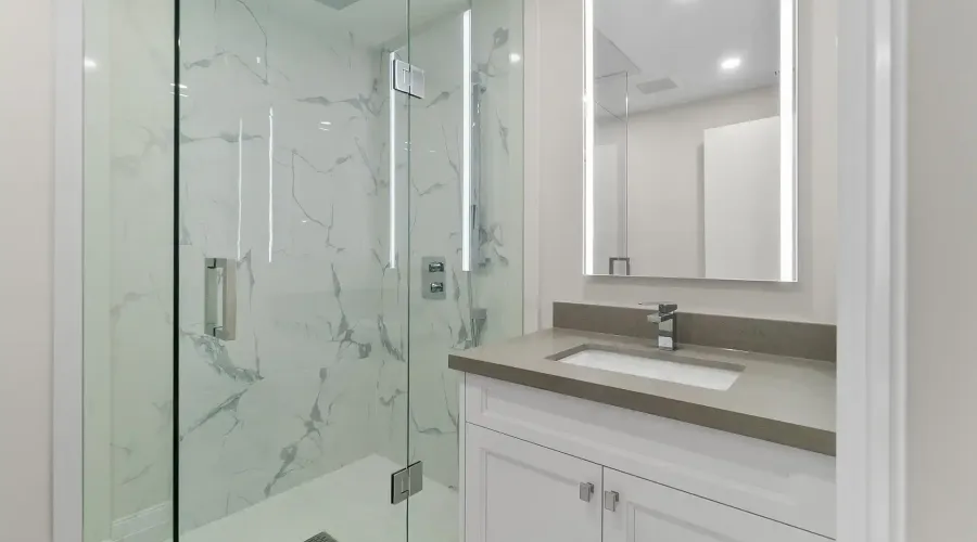 1160 Birchview Drive, Mississauga, Ontario, L5H 3C8, Canada, 5 Bedrooms Bedrooms, ,7 BathroomsBathrooms,Residential,For Sale,1963432