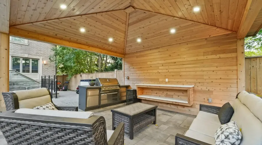 1160 Birchview Drive, Mississauga, Ontario, L5H 3C8, Canada, 5 Bedrooms Bedrooms, ,7 BathroomsBathrooms,Residential,For Sale,1963432