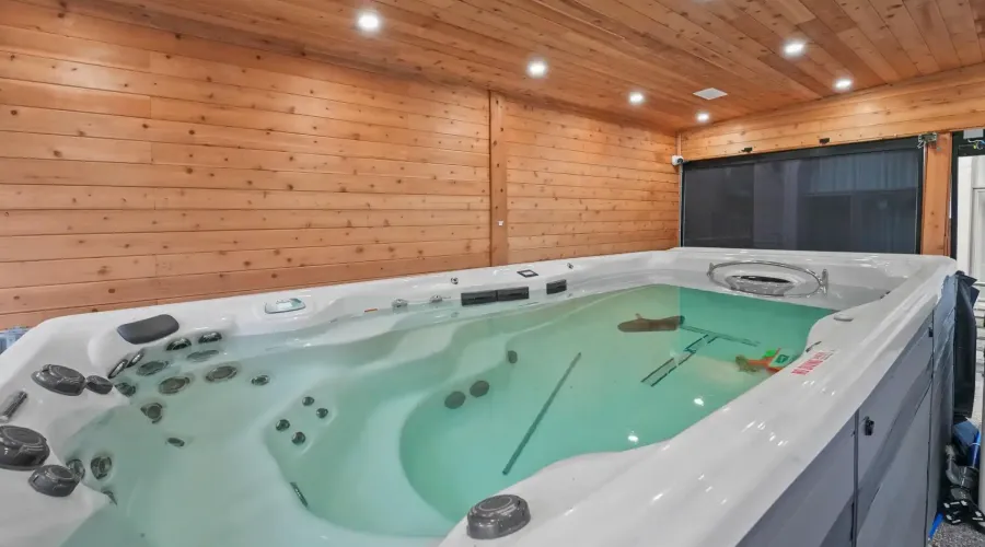 1160 Birchview Drive, Mississauga, Ontario, L5H 3C8, Canada, 5 Bedrooms Bedrooms, ,7 BathroomsBathrooms,Residential,For Sale,1963432