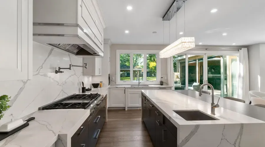 1160 Birchview Drive, Mississauga, Ontario, L5H 3C8, Canada, 5 Bedrooms Bedrooms, ,7 BathroomsBathrooms,Residential,For Sale,1963432