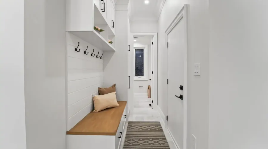 303 Delta Street, Toronto, Ontario, M8W 4G1, Canada, 4 Bedrooms Bedrooms, ,5 BathroomsBathrooms,Residential,For Sale,1964305