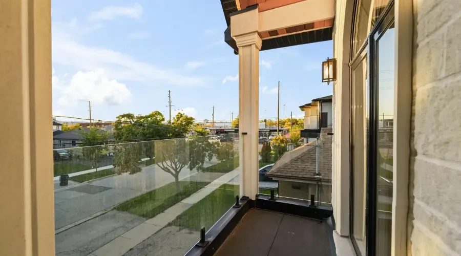 303 Delta Street, Toronto, Ontario, M8W 4G1, Canada, 4 Bedrooms Bedrooms, ,5 BathroomsBathrooms,Residential,For Sale,1964305