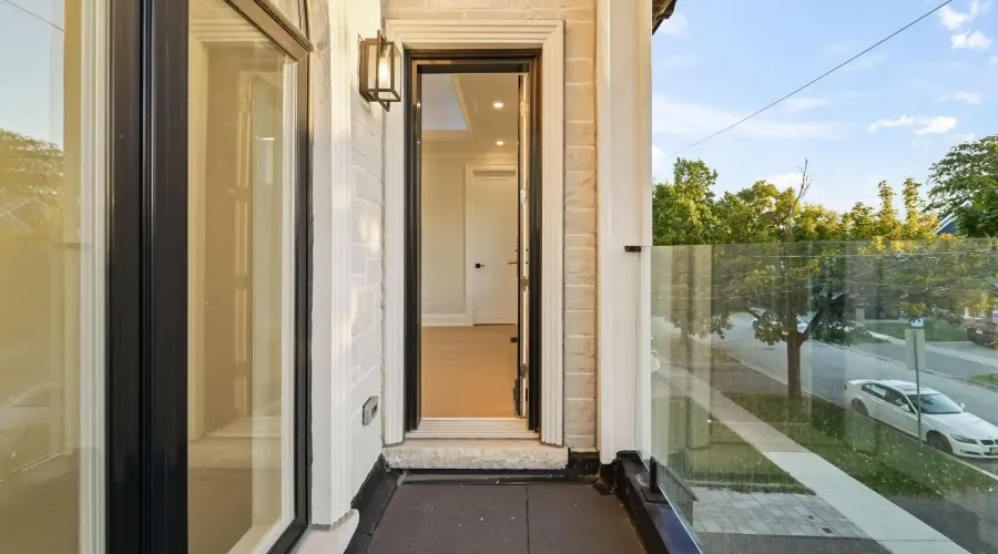 303 Delta Street, Toronto, Ontario, M8W 4G1, Canada, 4 Bedrooms Bedrooms, ,5 BathroomsBathrooms,Residential,For Sale,1964305