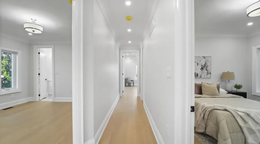 303 Delta Street, Toronto, Ontario, M8W 4G1, Canada, 4 Bedrooms Bedrooms, ,5 BathroomsBathrooms,Residential,For Sale,1964305