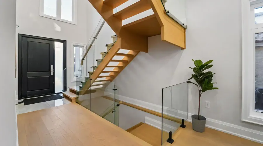 303 Delta Street, Toronto, Ontario, M8W 4G1, Canada, 4 Bedrooms Bedrooms, ,5 BathroomsBathrooms,Residential,For Sale,1964305