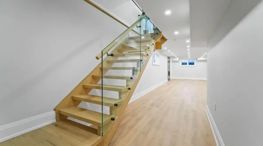 303 Delta Street, Toronto, Ontario, M8W 4G1, Canada, 4 Bedrooms Bedrooms, ,5 BathroomsBathrooms,Residential,For Sale,1964305