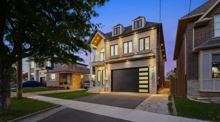 303 Delta Street, Toronto, Ontario, M8W 4G1, Canada, 4 Bedrooms Bedrooms, ,5 BathroomsBathrooms,Residential,For Sale,1964305