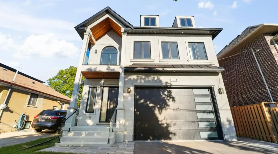 303 Delta Street, Toronto, Ontario, M8W 4G1, Canada, 4 Bedrooms Bedrooms, ,5 BathroomsBathrooms,Residential,For Sale,1964305