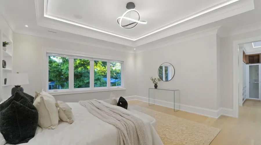 371 Willis Drive, Oakville, Ontario, L6L 4T9, Canada, 4 Bedrooms Bedrooms, ,7 BathroomsBathrooms,Residential,For Sale,1966030