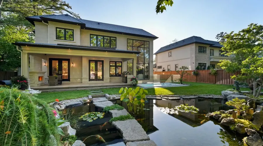 371 Willis Drive, Oakville, Ontario, L6L 4T9, Canada, 4 Bedrooms Bedrooms, ,7 BathroomsBathrooms,Residential,For Sale,1966030