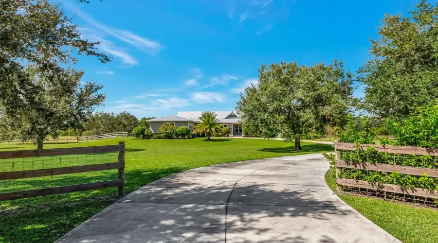 1406 Deer Hammock Road, Sarasota, Florida, 34240, United States, 3 Bedrooms Bedrooms, 7 Rooms Rooms,2 BathroomsBathrooms,Residential,For Sale,Deer Hammock,1966032