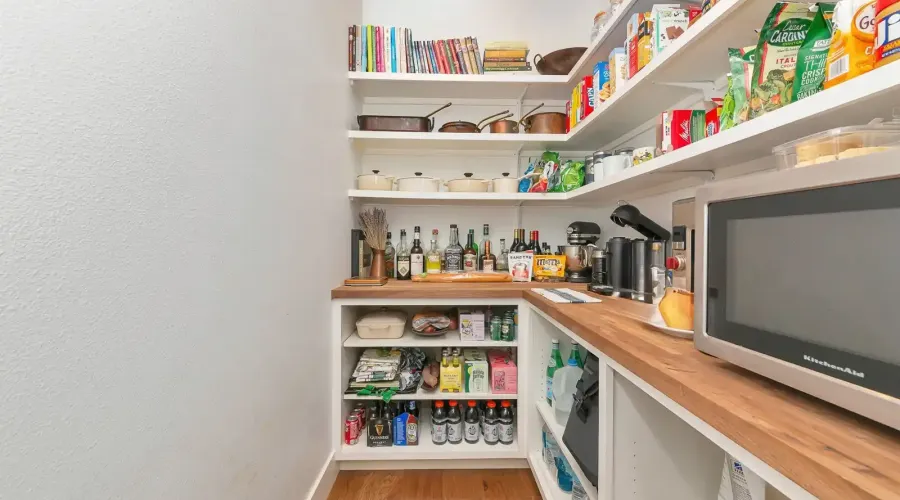 1406 Deer Hammock Road, Sarasota, Florida, 34240, United States, 3 Bedrooms Bedrooms, 7 Rooms Rooms,2 BathroomsBathrooms,Residential,For Sale,Deer Hammock,1966032