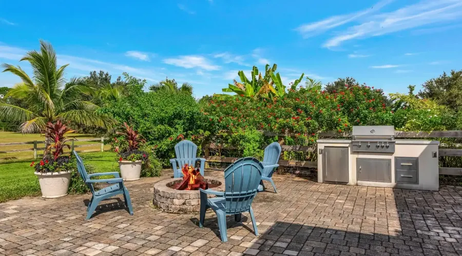 1406 Deer Hammock Road, Sarasota, Florida, 34240, United States, 3 Bedrooms Bedrooms, 7 Rooms Rooms,2 BathroomsBathrooms,Residential,For Sale,Deer Hammock,1966032