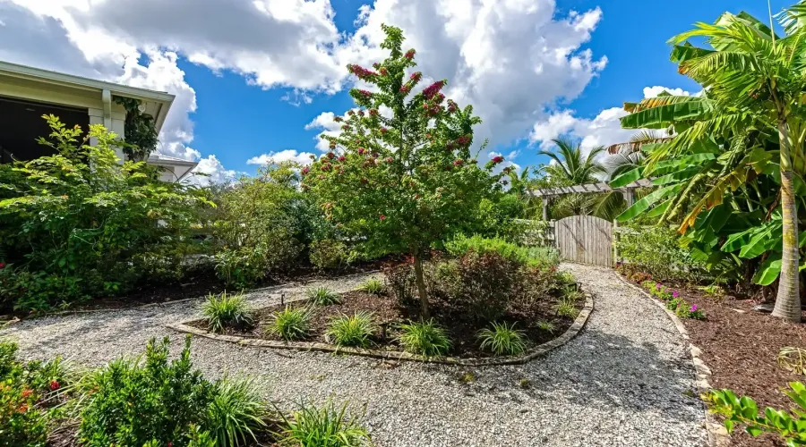 1406 Deer Hammock Road, Sarasota, Florida, 34240, United States, 3 Bedrooms Bedrooms, 7 Rooms Rooms,2 BathroomsBathrooms,Residential,For Sale,Deer Hammock,1966032