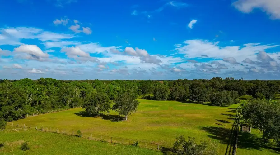 1406 Deer Hammock Road, Sarasota, Florida, 34240, United States, 3 Bedrooms Bedrooms, 7 Rooms Rooms,2 BathroomsBathrooms,Residential,For Sale,Deer Hammock,1966032