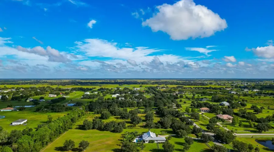 1406 Deer Hammock Road, Sarasota, Florida, 34240, United States, 3 Bedrooms Bedrooms, 7 Rooms Rooms,2 BathroomsBathrooms,Residential,For Sale,Deer Hammock,1966032