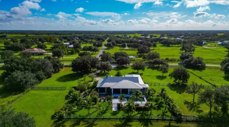 1406 Deer Hammock Road, Sarasota, Florida, 34240, United States, 3 Bedrooms Bedrooms, 7 Rooms Rooms,2 BathroomsBathrooms,Residential,For Sale,Deer Hammock,1966032