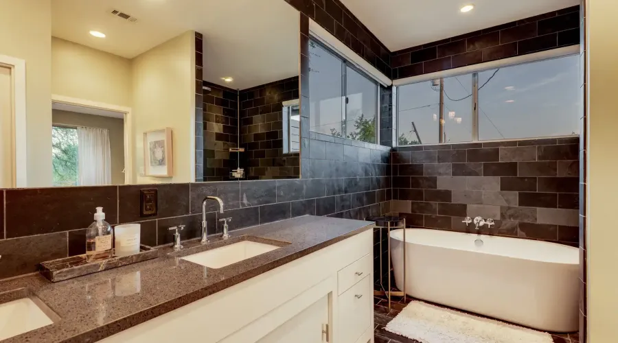 23601 Old Ferry Rd #20, Spicewood, Texas, 78669, United States, 4 Bedrooms Bedrooms, ,4 BathroomsBathrooms,Waterfront,For Sale,Old Ferry Rd #20,1967134