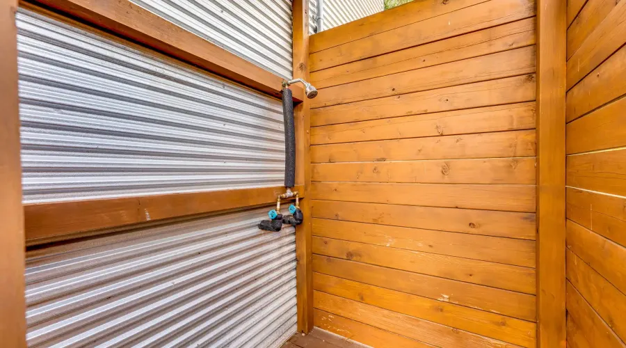 23601 Old Ferry Rd #20, Spicewood, Texas, 78669, United States, 4 Bedrooms Bedrooms, ,4 BathroomsBathrooms,Waterfront,For Sale,Old Ferry Rd #20,1967134