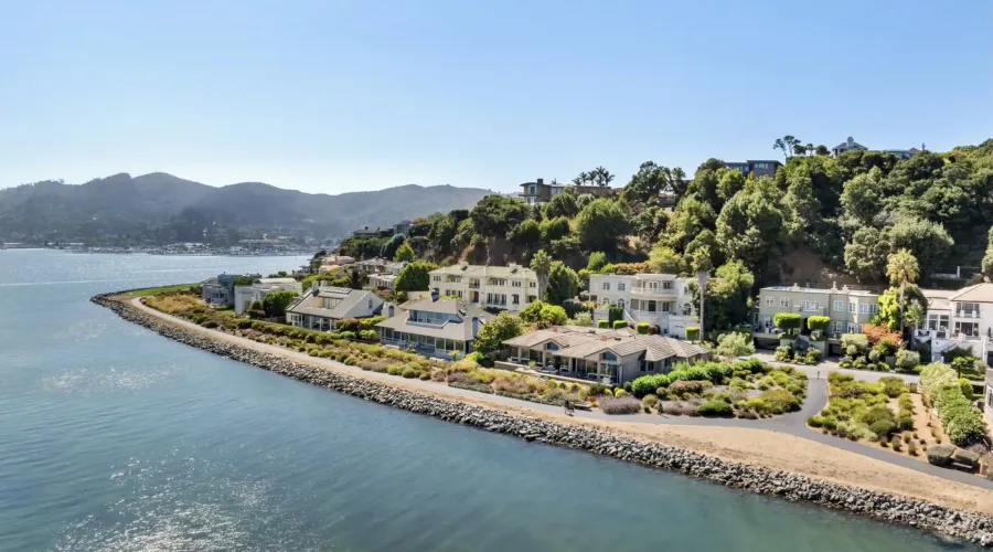 23 Heron Drive, Mill Valley, California, United States, 5 Bedrooms Bedrooms, ,4 BathroomsBathrooms,Residential,For Sale,23 Heron Drive,1967318