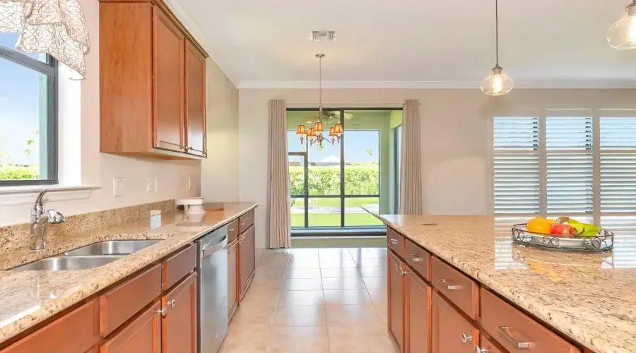 5952 Snowy Egret Drive, Sarasota, Florida, 34238, United States, 2 Bedrooms Bedrooms, 5 Rooms Rooms,2 BathroomsBathrooms,Residential,For Sale,Snowy Egret,1967319