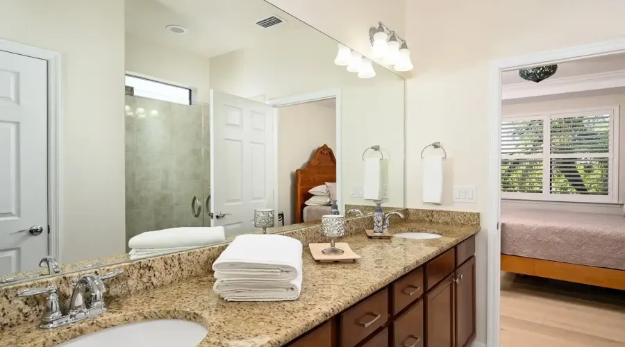 5952 Snowy Egret Drive, Sarasota, Florida, 34238, United States, 2 Bedrooms Bedrooms, 5 Rooms Rooms,2 BathroomsBathrooms,Residential,For Sale,Snowy Egret,1967319