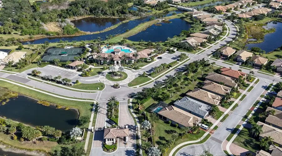 5952 Snowy Egret Drive, Sarasota, Florida, 34238, United States, 2 Bedrooms Bedrooms, 5 Rooms Rooms,2 BathroomsBathrooms,Residential,For Sale,Snowy Egret,1967319